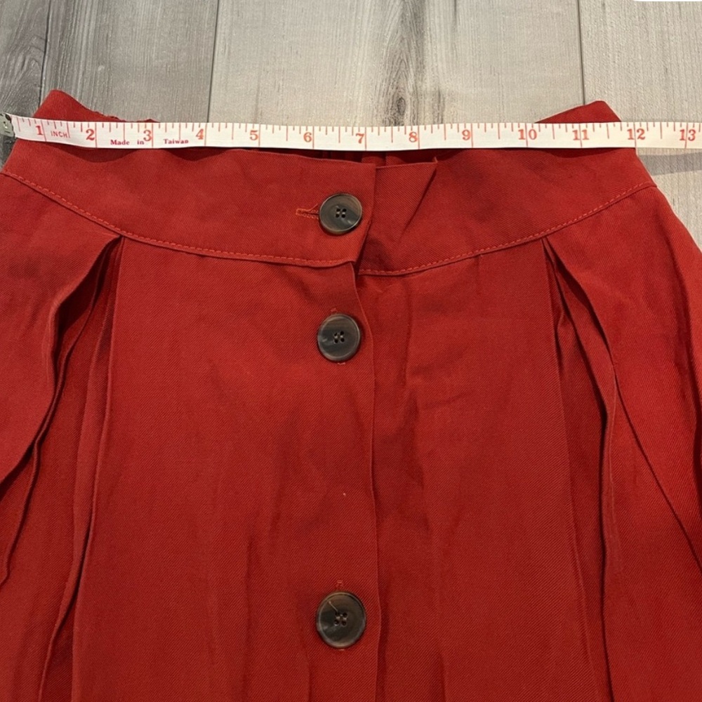 Pinkyotto Red Button-Front A-Line Skirt with Pleats - Picture 3 of 16